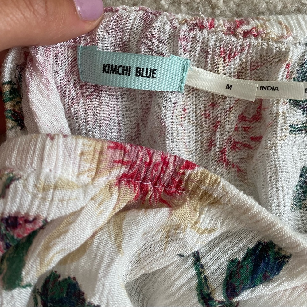 Urban | floral off the shoulder top - Picture 4 of 4